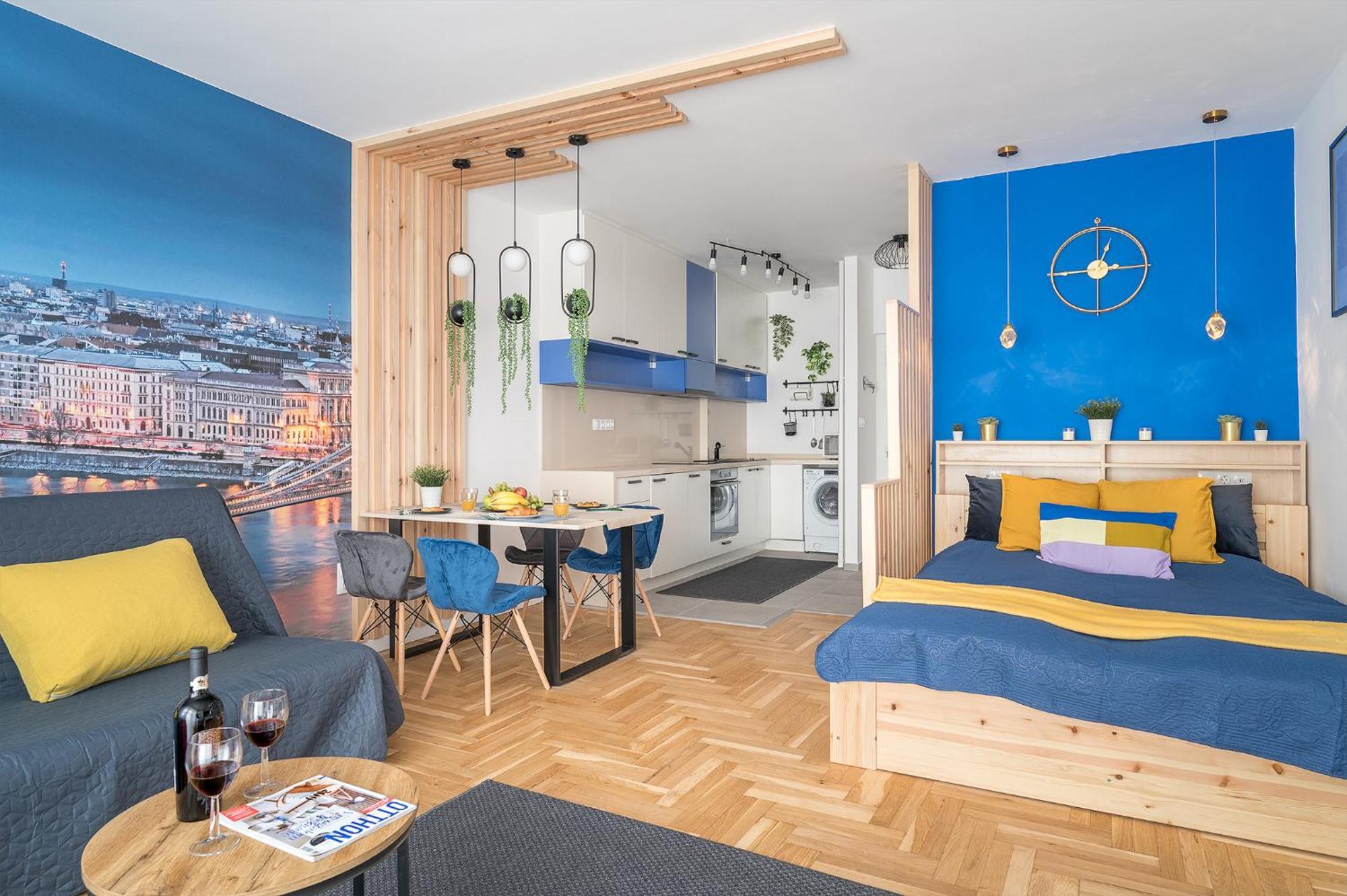 Newly Renovated!!! - Modern Apartment 10 Minutes From The Grand Boulevard Budapest Bagian luar foto