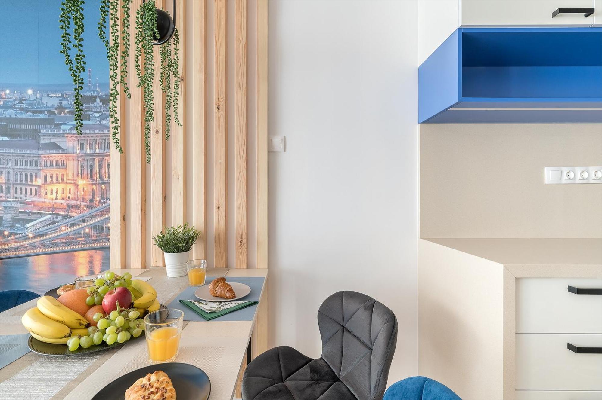 Newly Renovated!!! - Modern Apartment 10 Minutes From The Grand Boulevard Budapest Bagian luar foto